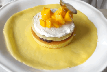 千層蛋糕的新造型,用平底鍋就能做,全新搭配